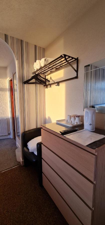 Ocean Bay Hotell Blackpool Exteriör bild