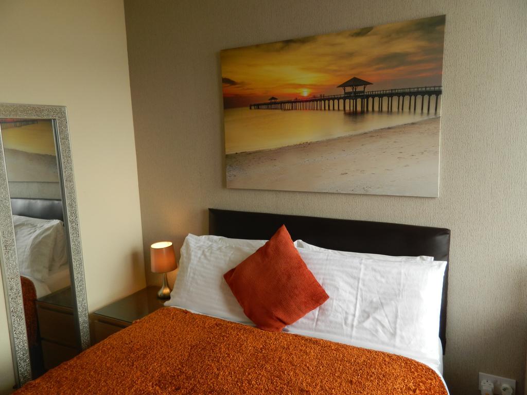 Ocean Bay Hotell Blackpool Exteriör bild