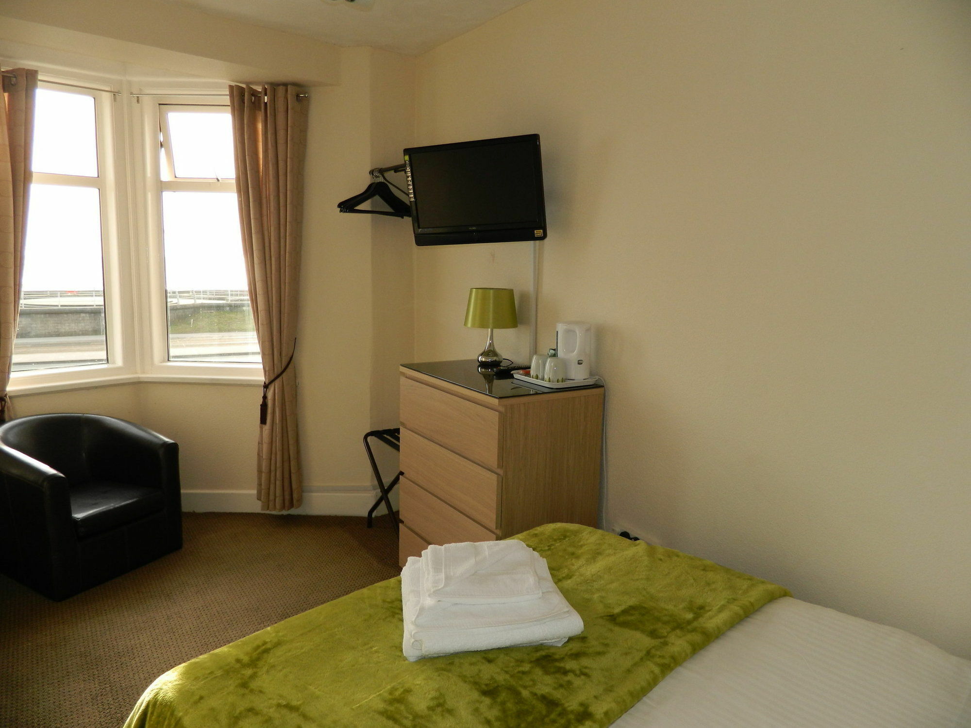 Ocean Bay Hotell Blackpool Exteriör bild